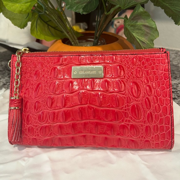 Brahmin Punchy Coral Millie Wristlet - Picture 3 of 10